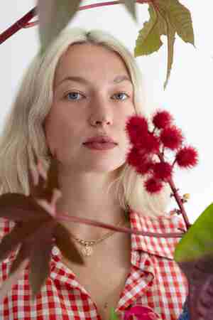 Angela Baas Ariella Hill